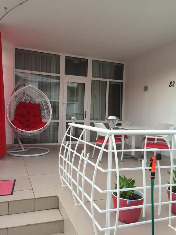 Апартаменты Near The Sea *