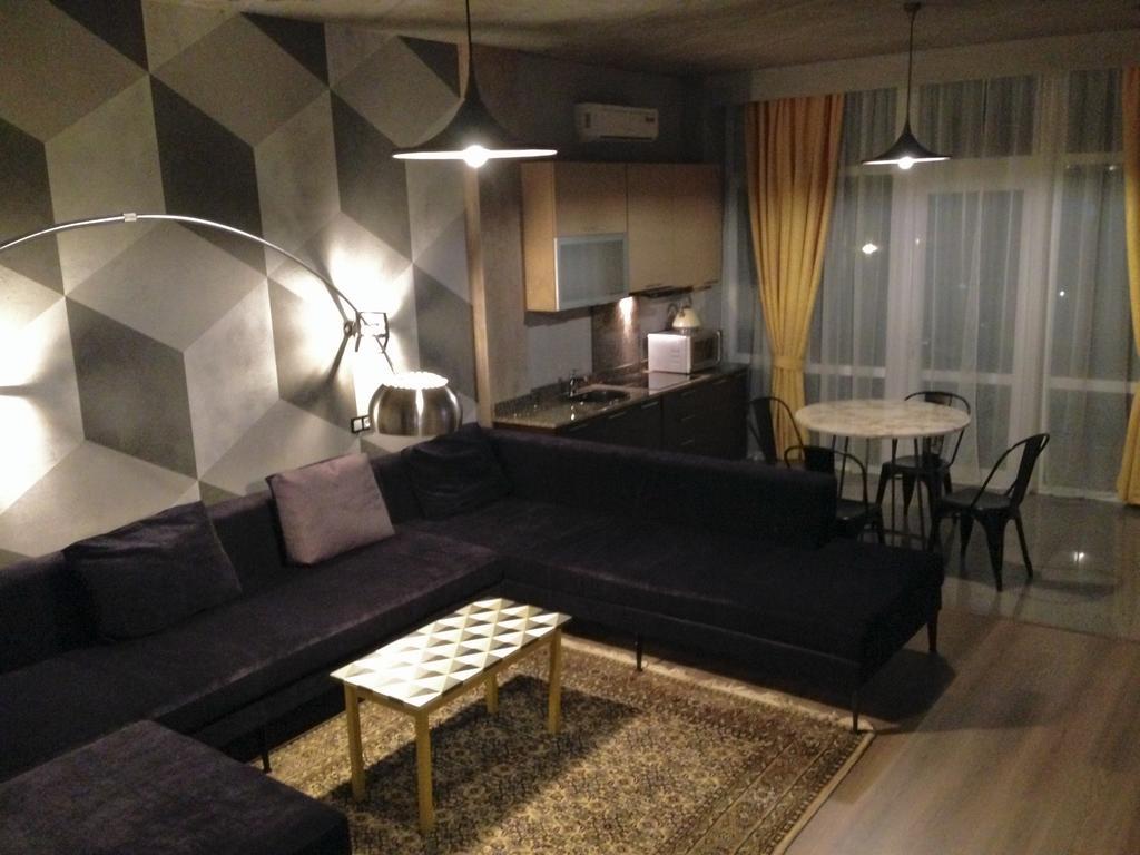 Apartment Near The Sea